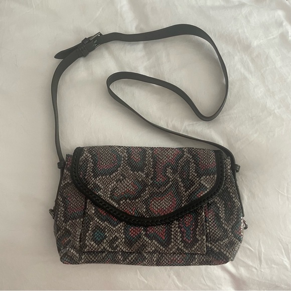 Aimee Kestenberg Small Leather Crossbody Purse - Picture 3 of 9